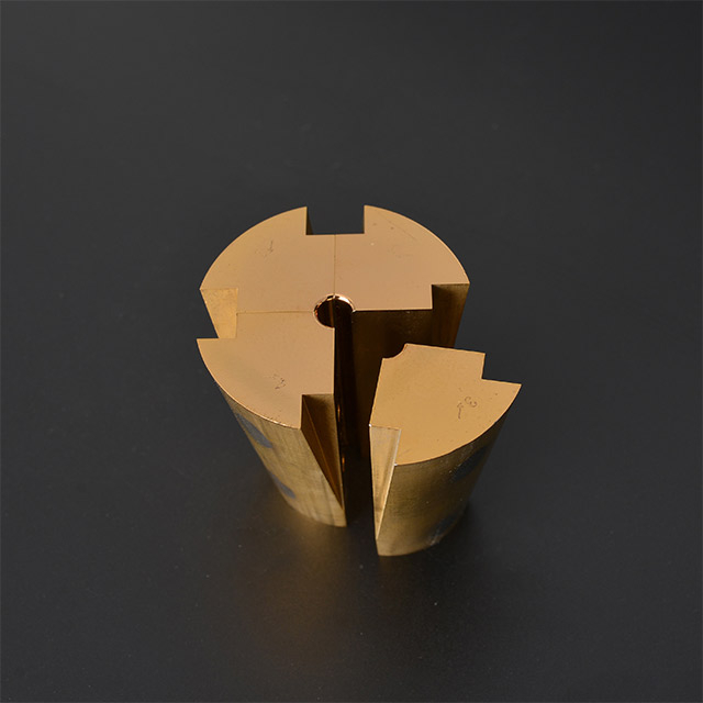 Set di punzoni e matrici personalizzati in ottone e stampi